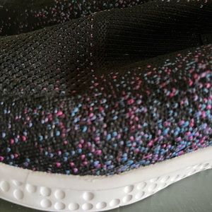 Slip on shoes with memory foam size 6.5 W